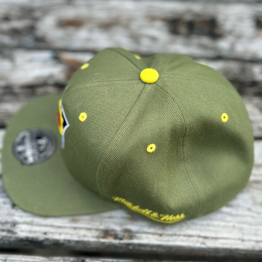 NWT Mitchell & Ness Olive Phoenix Suns Dusty NBA 50th Anniversary Season Fitted - Picture 2 of 7